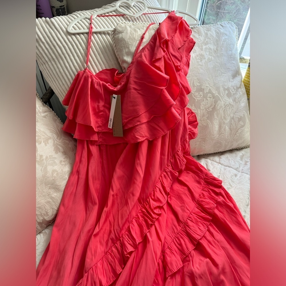 158. Fabulous Hi-low Dress By DO+BE M - Picture 4 of 6